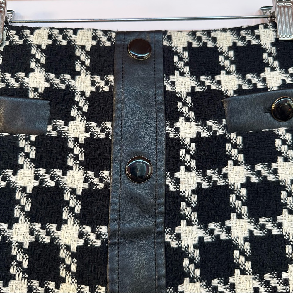 Karen Millen Tweed Skirt, Size: 4 - Picture 3 of 7